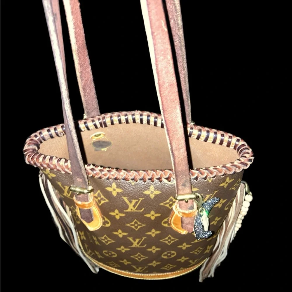Louis Vuitton Petit Bucket French Tote Vintage Boho Original Authentic & Unique. - Picture 12 of 13